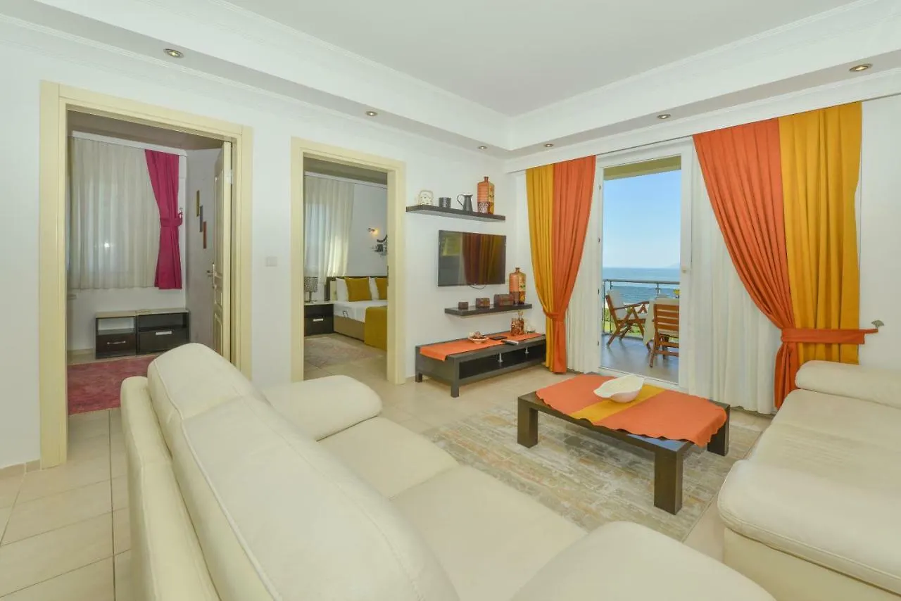 Saros Apartments Calis Beach Fethiye 0*,