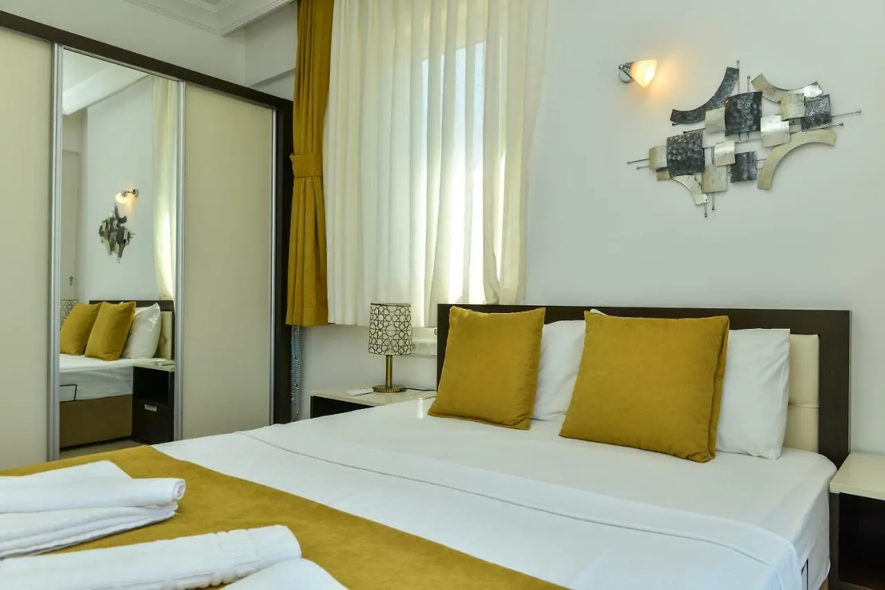 Saros Apartments Calis Beach Fethiye